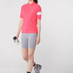 Rapha Core Lightweight Cycling Jersey - Women's -Cheap Spoke Trail Store 05935f56 16e5 4177 8f1a 635a9eda286a