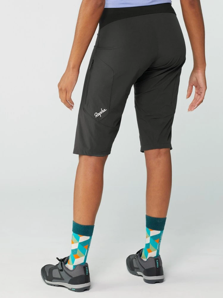 Rapha Trail Lightweight Bike Shorts - Women's 3 Rapha Trail Lightweight Bike Shorts - Women's - Image 3