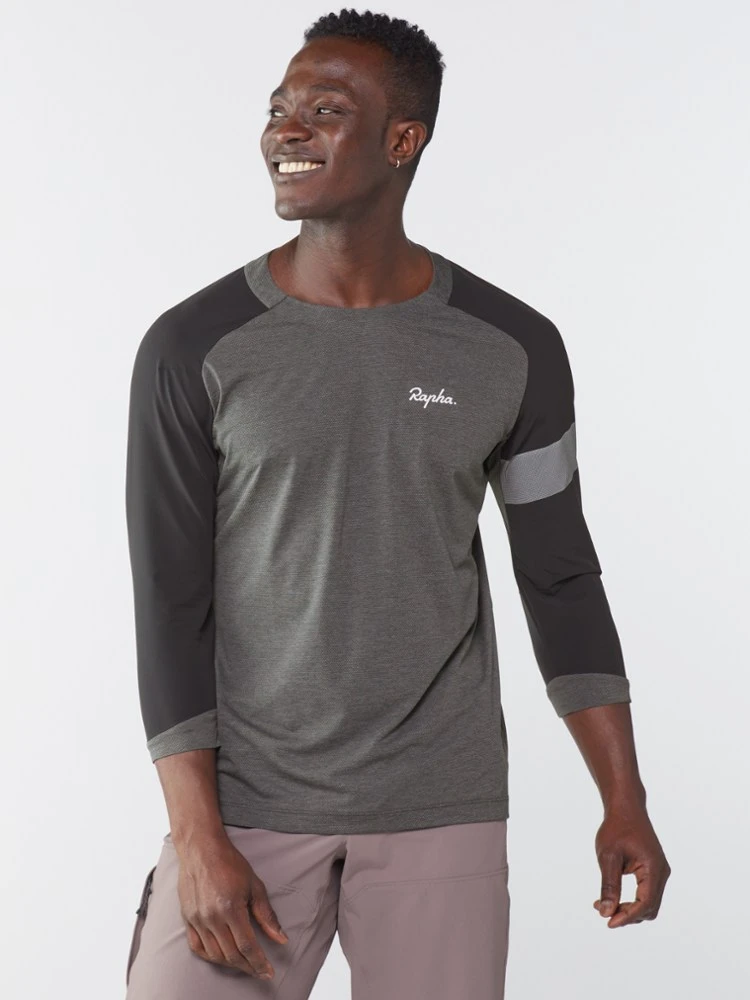 Rapha Trail 3/4-Sleeve Bike Jersey - Men's 2 Rapha Trail 3/4-Sleeve Bike Jersey - Men's - Image 2